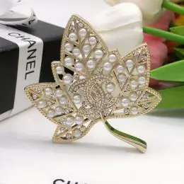 chanel brooches pour femme s_120521a